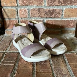 JBU by Jambu Memory Foam Doris Sandals